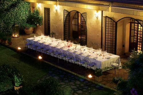 Siena Villa Sleeps 35 Pool Air Con Wifi