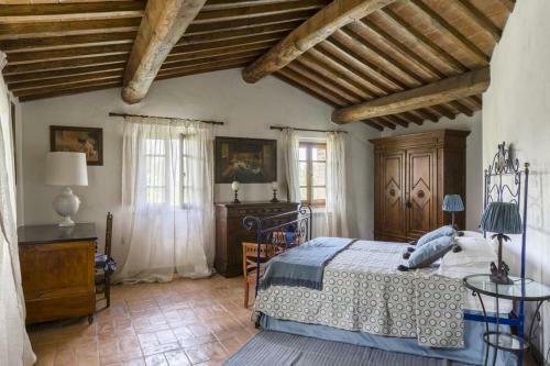Siena Villa Sleeps 35 Pool Air Con Wifi