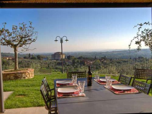 Casorelle Villa Sleeps 8 Pool Wifi