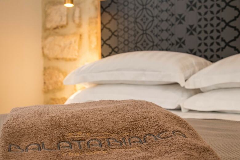 Hostal Balata Bianca