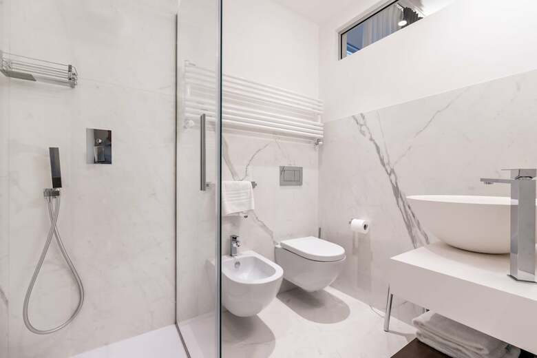 Hostal The First - La Spezia 5 Terre