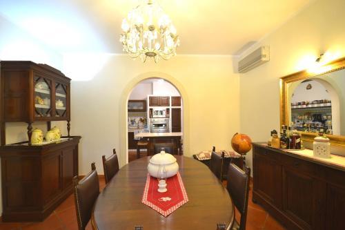 Lecce Villa Sleeps 16 Pool Air Con Wifi