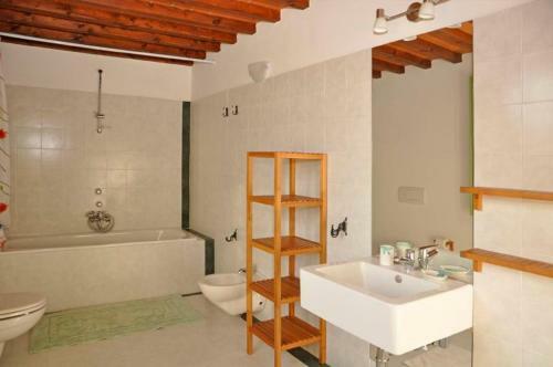 Senecchiolo Villa Sleeps 14 Pool Air Con Wifi