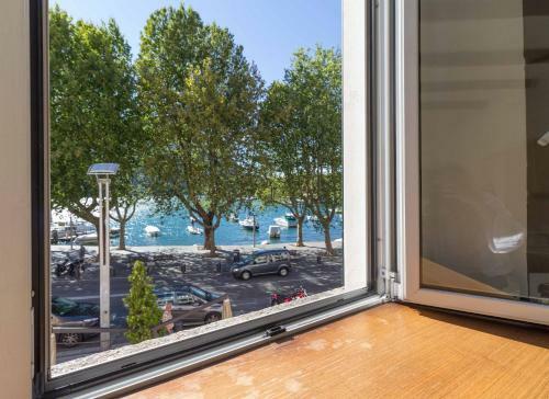 Apartamento Lungolago Holiday Home