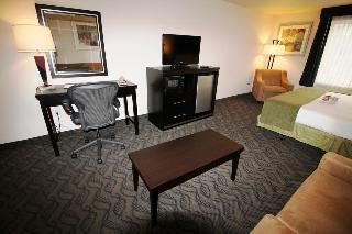 Hotel Quality Inn & Suites