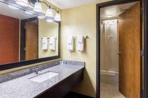 Hotel Quality Inn & Suites