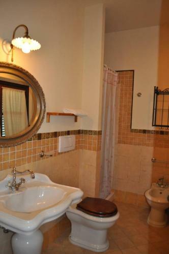 Iano Villa Sleeps 24 Pool Air Con Wifi