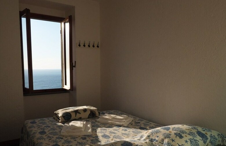 La Lampara Sea View Terrace Apartment