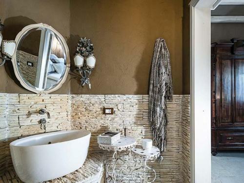 Marausa Villa Sleeps 5 Pool Wifi