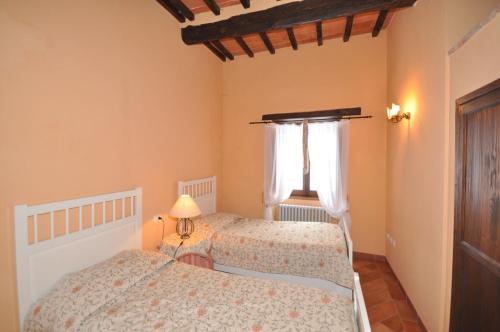 Marradi Apartment Sleeps 4 T241721