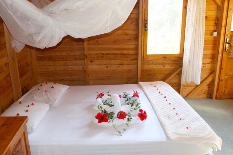 Lodge Full Moon Camp