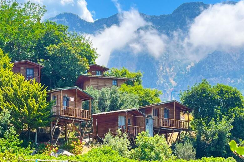 Lodge Full Moon Camp