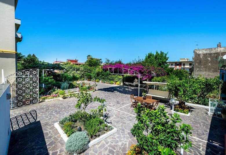 Hostal Villa Iolanda