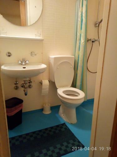 Hostal Gasthof Mondschein
