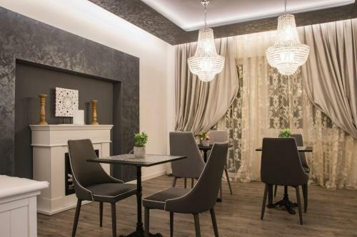 Hostal Double A Guest House