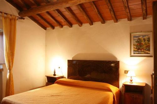 Misciano Villa Sleeps 5 Pool Wifi