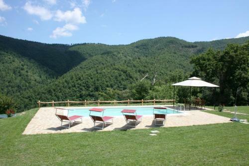 Misciano Villa Sleeps 5 Pool Wifi