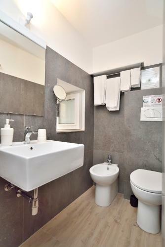 Hostal Minisuite 36