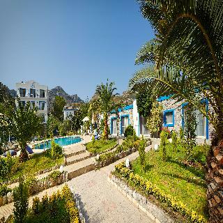 Admiral Beach Hotel