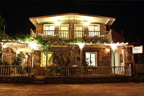Hostal Losta Sahil Evi 2