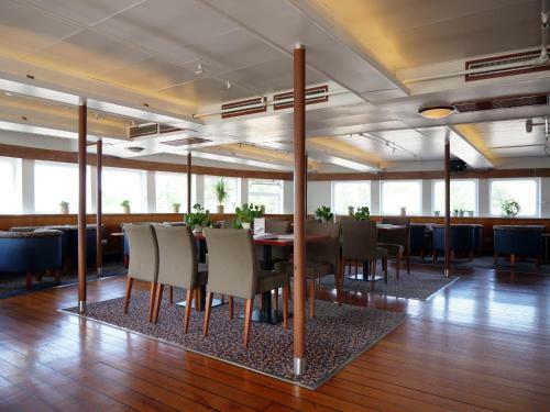 Laivahostel Borea