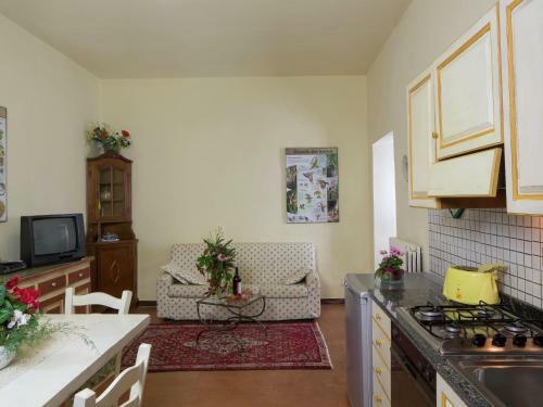 Splendid Farmhouse In San Vivaldo With Swimming Pool