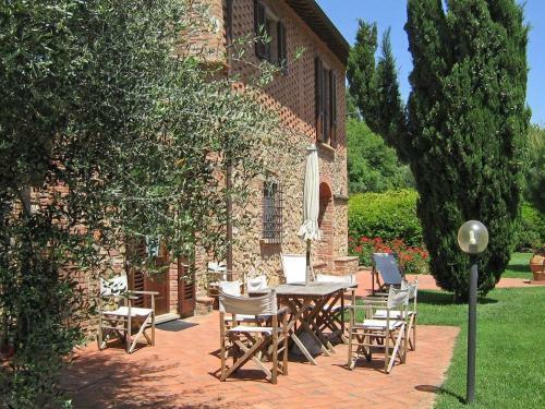 Montaione Apartment Sleeps 8