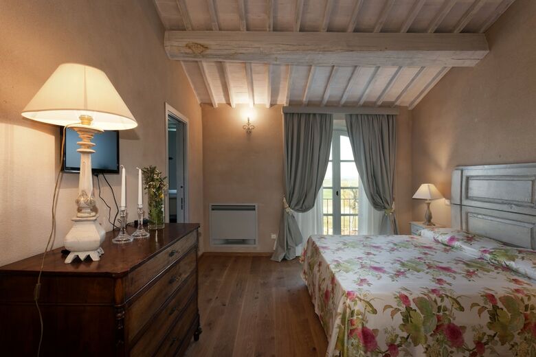 Agroturismo Casanova Di Neri Relais
