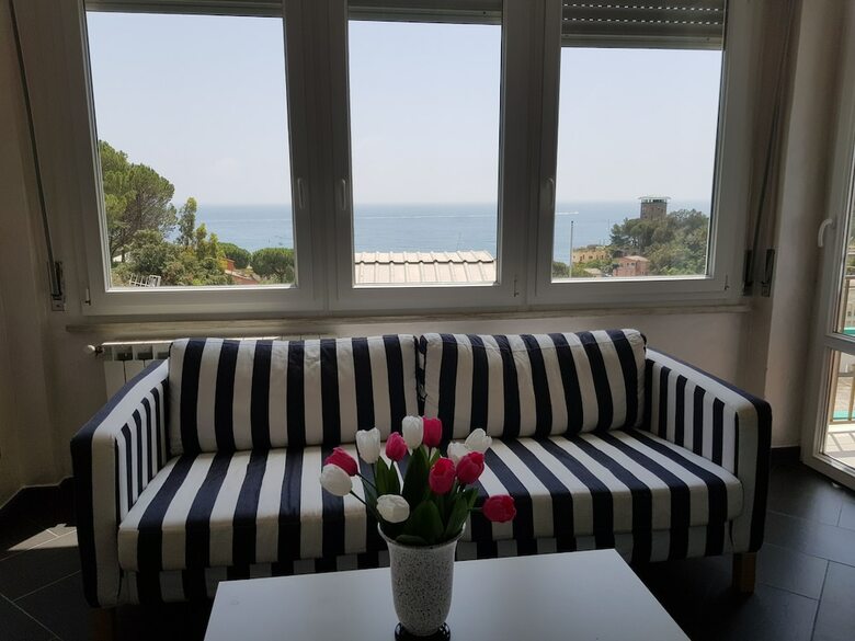Oceanview Luxury Apartment