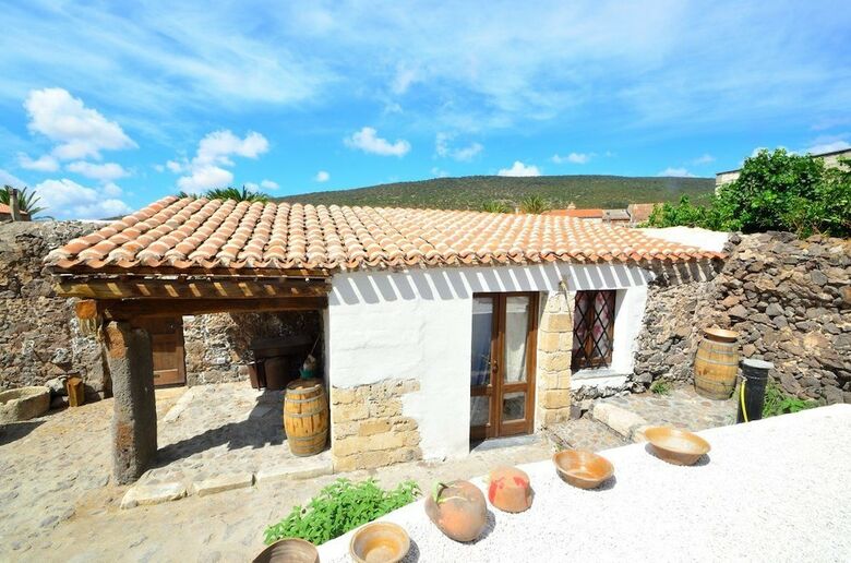 Hostal S'ommu Ezza