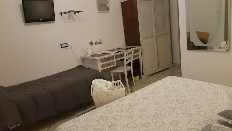 Hostal B&B Napoli Centrale - Centro