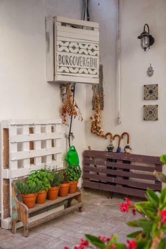 Borgo Vergini Garden B&B