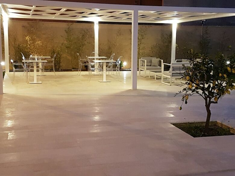 Netum Hotel
