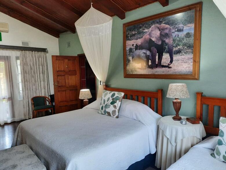 Hostal St. Lucia Wetlands Guest House