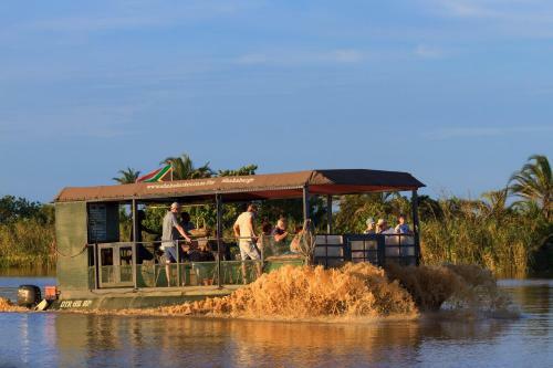 Seasands Lodge & Conference Centre