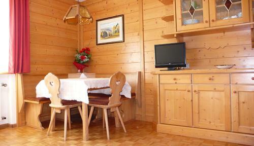 Aparthotel Residence Lastei