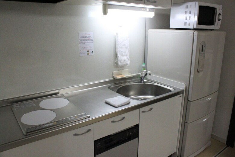 Tsuru Apartments