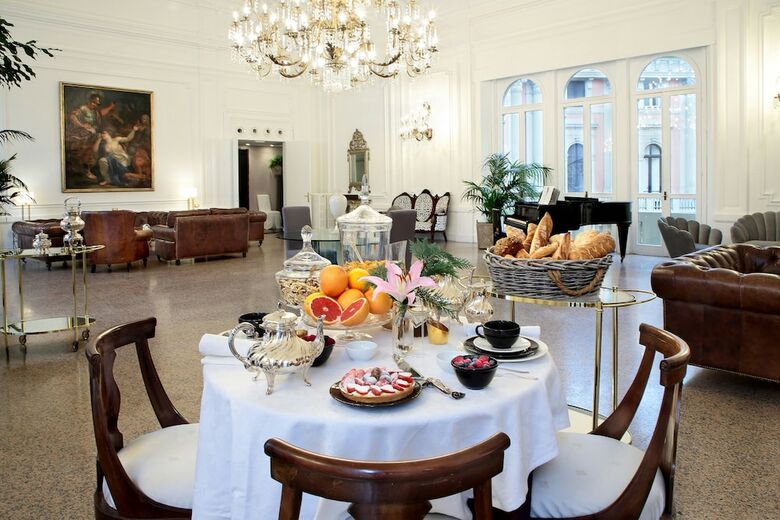 Bed & Breakfast Arnaboldi Palace - Circolo