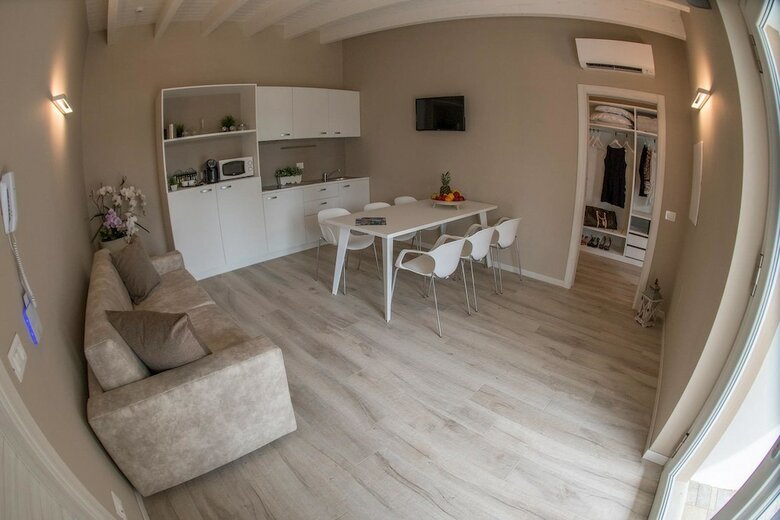 Aurora Aparthotel