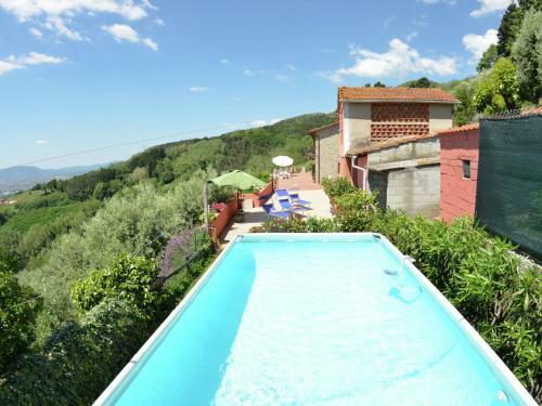 Charming Cottage In Petrognano With Swimming Pool