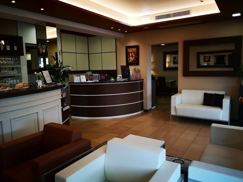 Hotel Clarin 14 By Dori