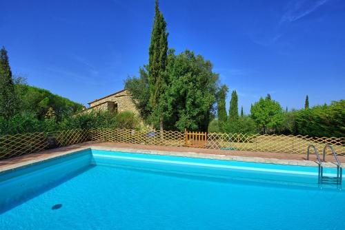 Pignano Villa Sleeps 12 Pool Wifi