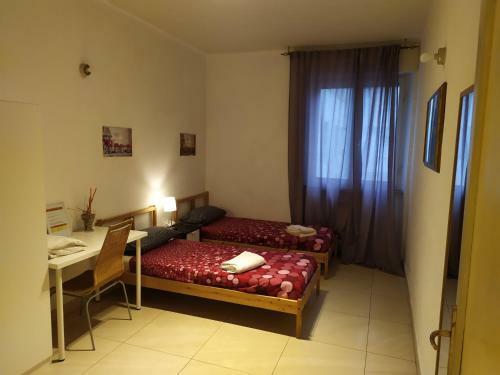 Hostal Pisa Central Station Apartment