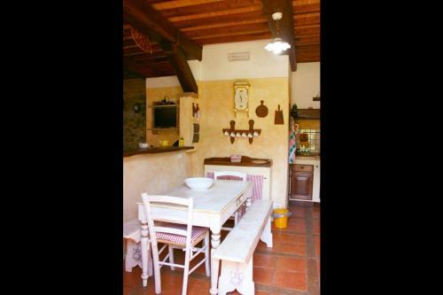 Pieve Santo Stefano Villa Sleeps 4 Pool Air Con