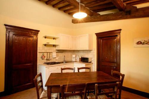 Borgo Santa Rita Apartment Sleeps 4 Air Con
