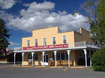 Hotel Buffalo Bill Village