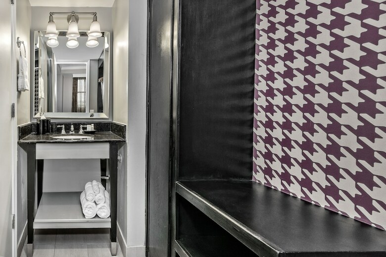 Indigo Hotel Dallas