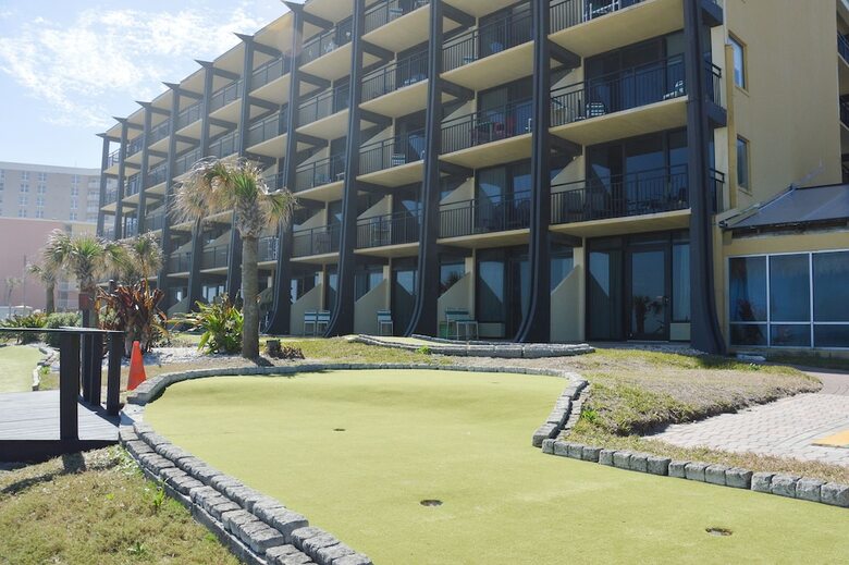 Hotel Hawaiian Inn