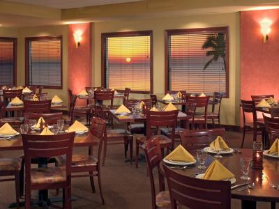 Hotel Diamondhead Beach Resort
