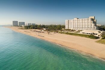 Hotel Harbor Beach Marriott Resort & Spa